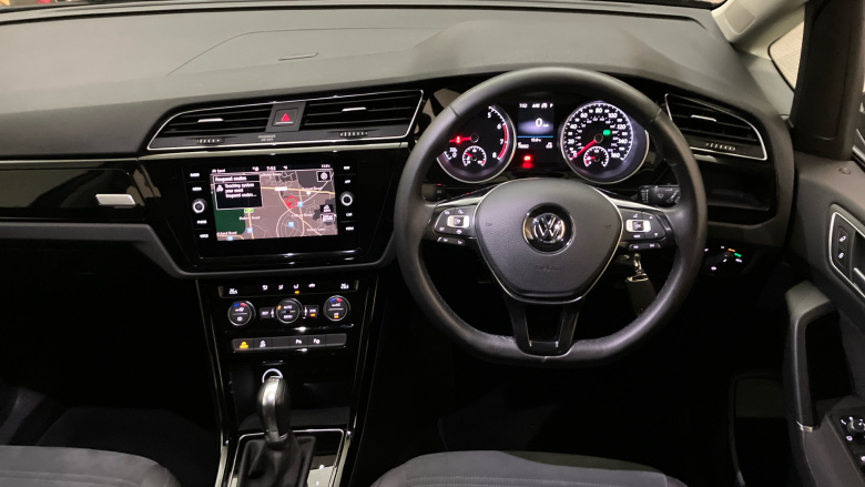 Volkswagen Touran 1.5 TSI EVO SEL 5dr DSG Petrol Estate